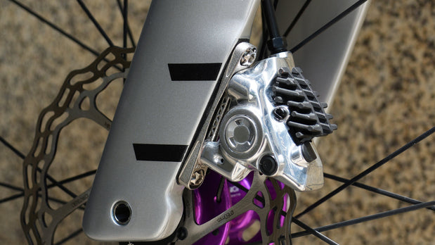 Flat vs post mount disc brake comparison with TiNE calipers