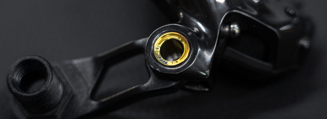 Shimano Pivot Bolt: R7170 8.4g vs Titanium 2.0g (Save 6.4g)